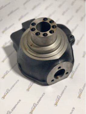 212.06.703.18 Кулак поворотний лівий DANA