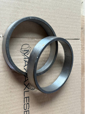 VOE11716598 Втулка розпірна VOLVO