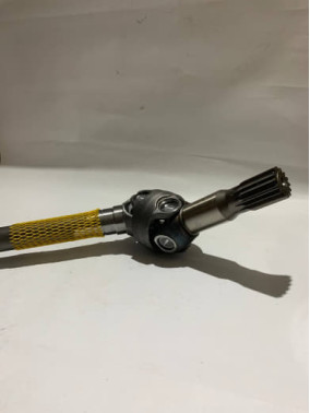 930404 Напіввісь в зборі MANITOU