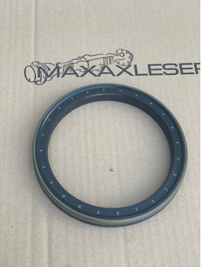 85825034 Сальнік хвостовика CASE